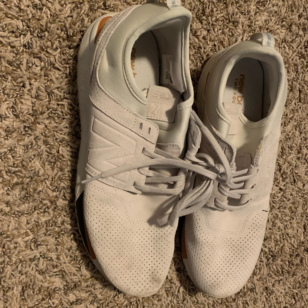 New balance shoes size 9